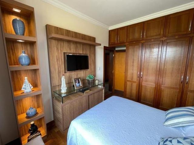 Casa com 5 quartos à venda em Matozinhos, no bairro Centro
