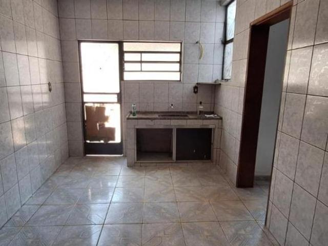 Casa com 5 quartos à venda em Nepomuceno, no bairro Centro