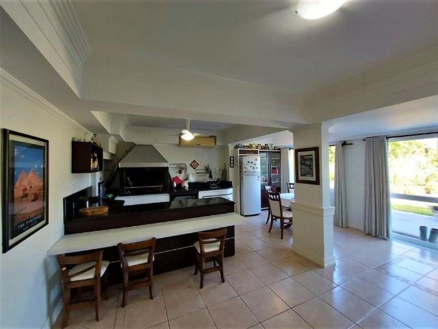 Casa com 5 quartos e 485m² para alugar em João Paulo, Florianópolis