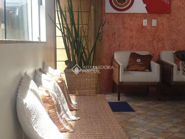 Casa com 5 quartos e 337m² para alugar em Ingleses do Rio Vermelho, Florianópolis
