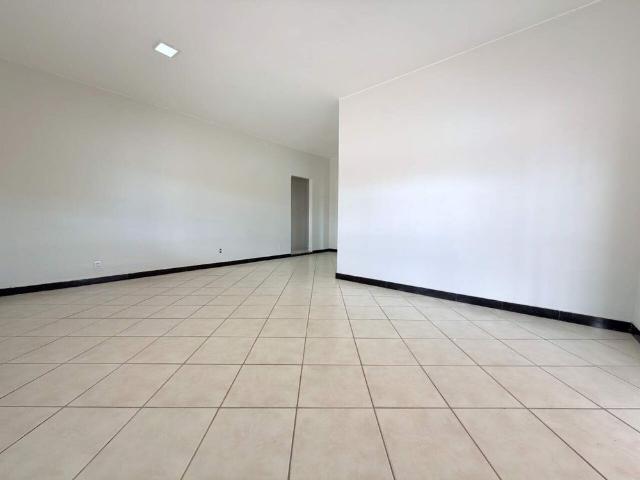 Casa com 5 Quartos e Área Gourmet | localizado no Condomínio Serra Azul – QD 07, Setor de Mansões de Sobradinho