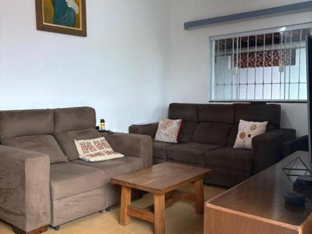 Casa com 5 quartos e piscina em Itanhaém R$ 480.000,00
