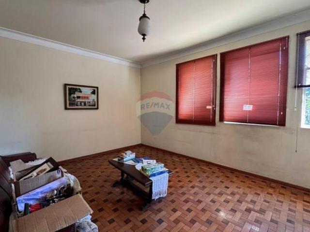 Casa com 5 quartos no Bairu – Ótima para reforma ou novo empreendimento