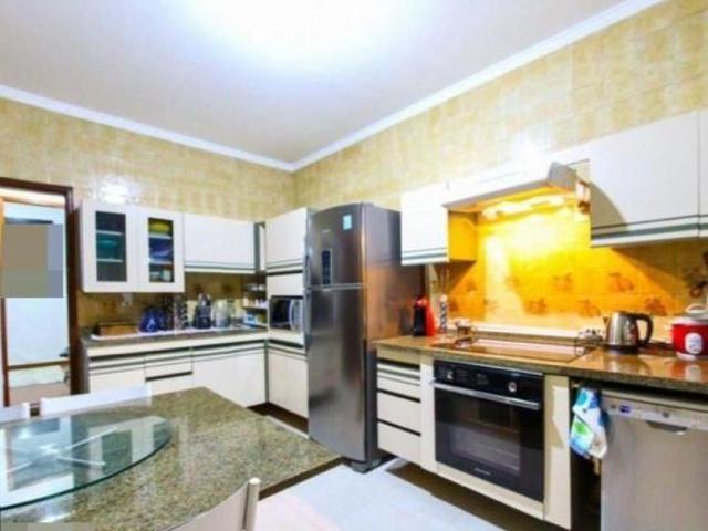 CASA COM 5 QUARTOS, SENDO 4 SUÍTES A VENDA, 500m² VILA GALVÃO GUARULHOS/SP