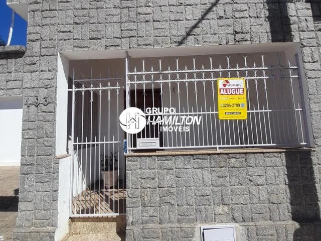 Casa com 5 quartos para alugar