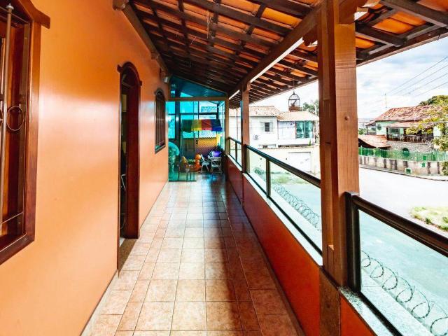 Casa com 5 quartos para alugar no bairro Minaslândia p Maio, 300m²
