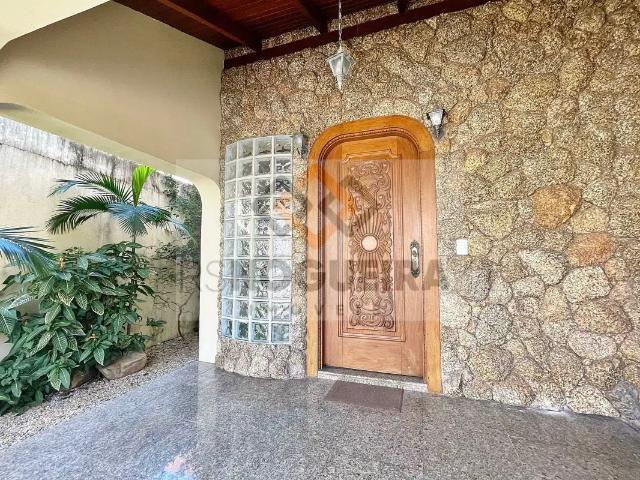 Casa com 5 quartos para alugar no Balneário, Florianópolis