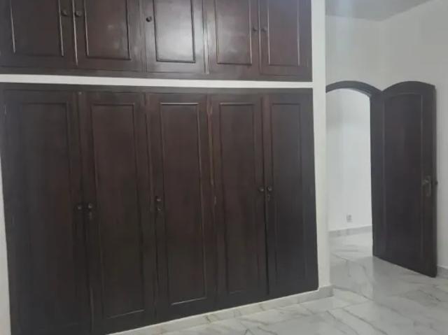 Casa com 5 salas, acess. Sistema solar e estrutura pronta para o seu negócio