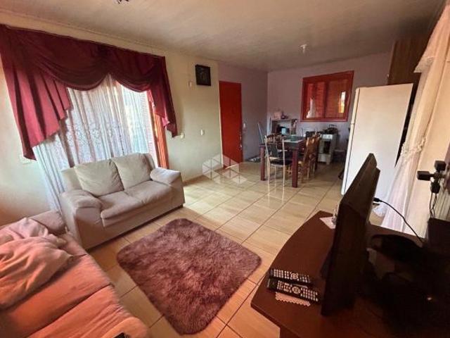 Casa com 60,20m2, 2 quartos, 5 vagas de garagem no bairro São José