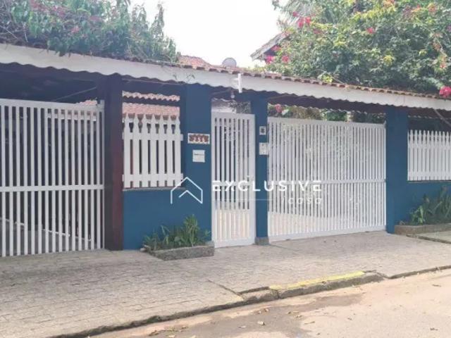 Casa com 6 dormitórios à venda, 200 m² por R$ 1.600.000,00 Itaguá Ubatuba/SP