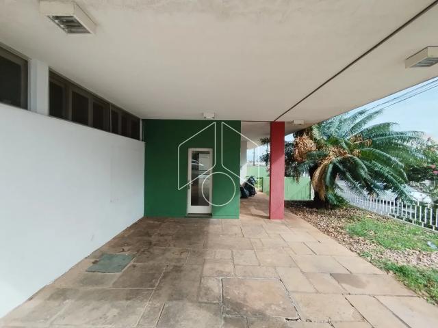 Casa com 6 Dormitórios e 4 Vagas no Centro de Marília