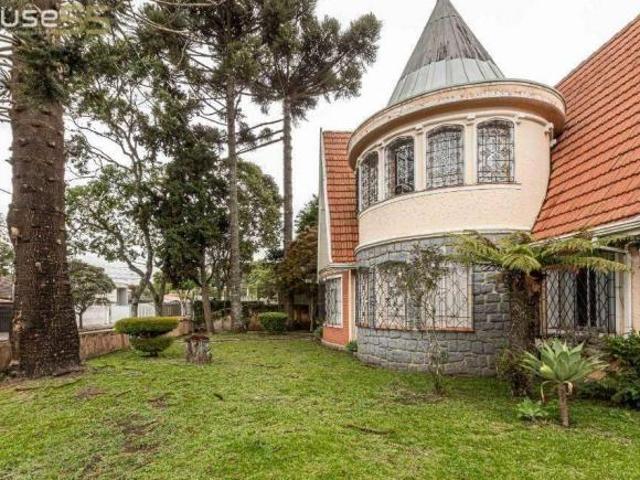 Casa com 6 dormitórios em terreno amplo à venda, por R$ 3.800.000 Jardim Social Curitiba/PR