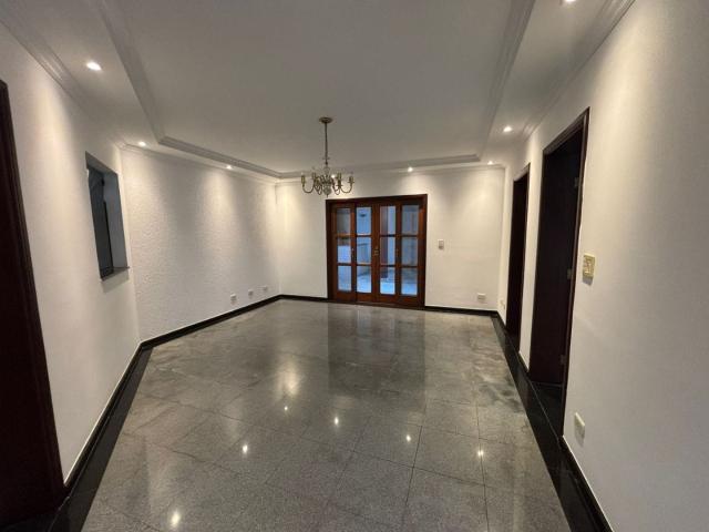 Casa com 6 dormitórios para alugar, 331 m² por R$ 12.830,00/mês Jardim das Colinas São José dos Campos/SP
