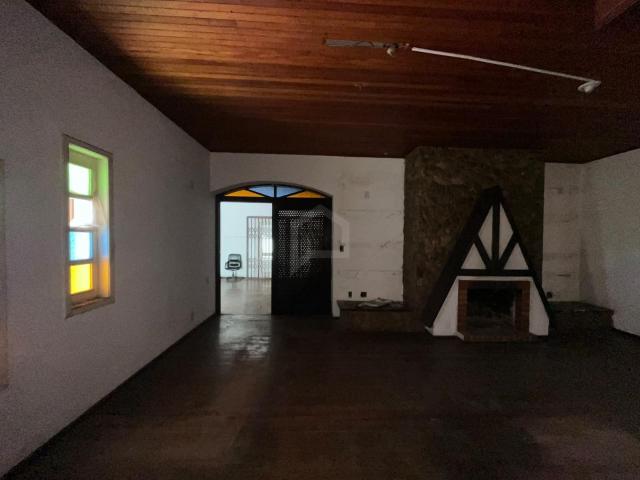 Casa com 6 dormitórios, 745.00m² para locação por R$ 7.000,00 Fião São Leopoldo/RS