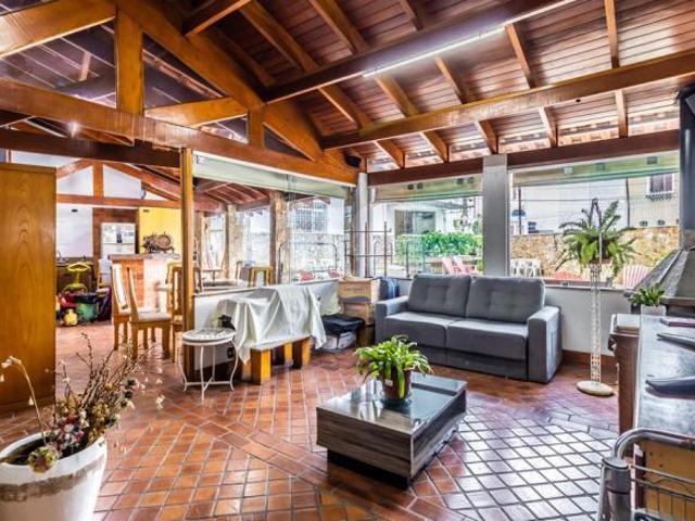 Casa com 6 quartos à venda em Vila mariana SP