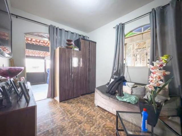 Casa com 6 quartos à venda em Belo Horizonte, no bairro Confisco