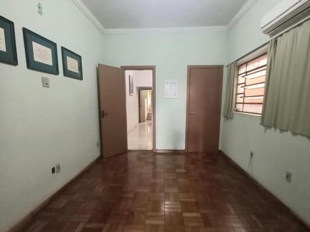 Casa com 6 quartos à venda em Belo Horizonte, no bairro Nova Suíssa