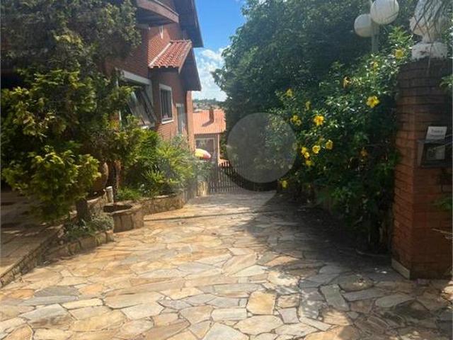 Casa com 6 quartos à venda em Chácara Flora SP