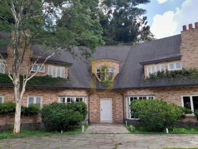 Casa com 730 m², 4 quartos sendo 4 suítes à venda no bairro Morumbi