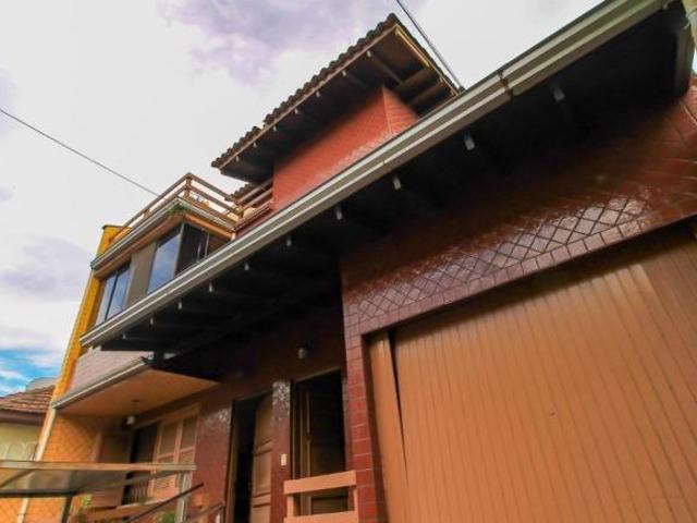 Casa Comercial bairro Jardim Botânico