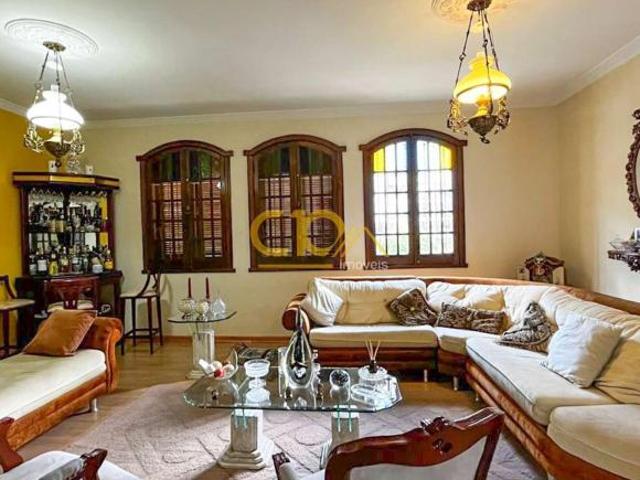Casa com 7 quartos à venda em Belo Horizonte, no bairro Cidade Nova