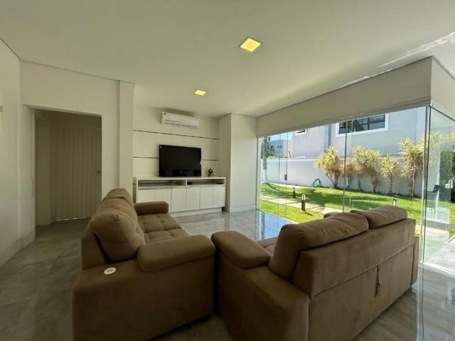 Casa com 7 quartos e 628m² para alugar em Jardim Acapulco, Guarujá
