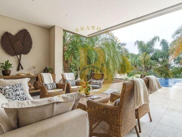 Casa com 881 m², 5 quartos sendo 5 suítes à venda no bairro Santo Amaro