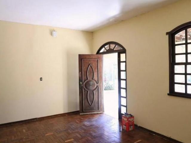 Casa com 8 quartos à venda em Belo Horizonte, no bairro Santa Inês