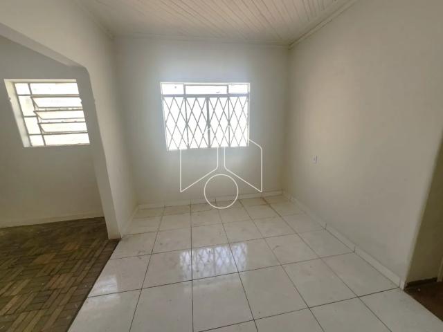 Casa com 8 vagas de garagem no bairro Alto Cafezal, Marília