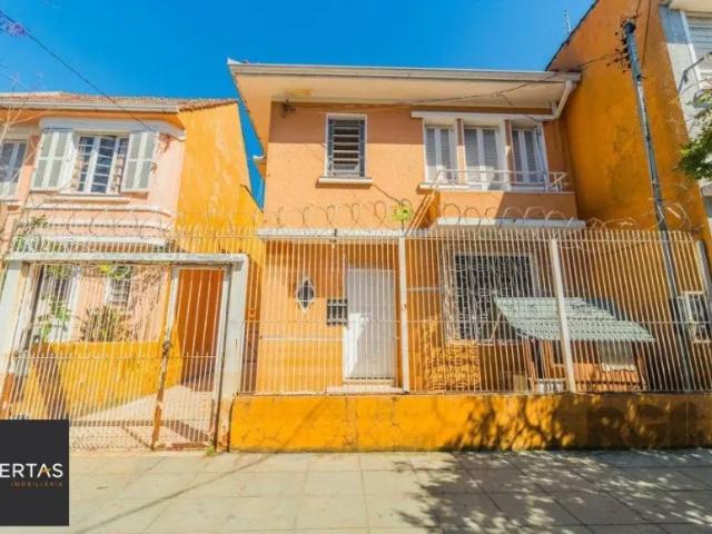 Casa com 99,73m², 2 dormitórios, 2 vagas no bairro Floresta