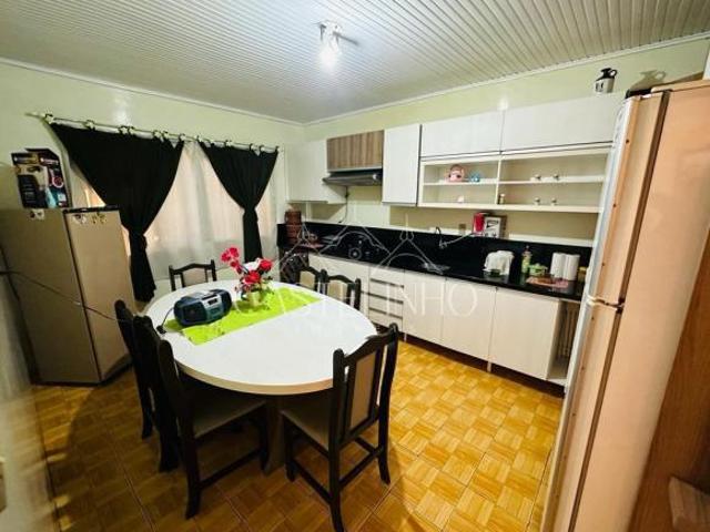 CASA COM 03 DORMITÓRIOS CENTRO