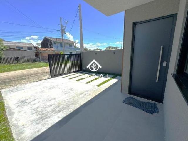 Casa com 03 dormitórios em Shangri lá