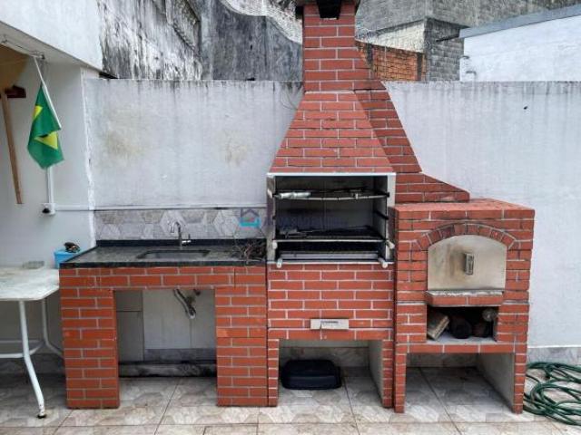Casa com 03, quartos na região do Jabaquara