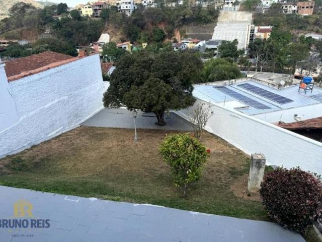 Casa com 03 quartos no Bairro Ipiranga em Teófilo Otoni