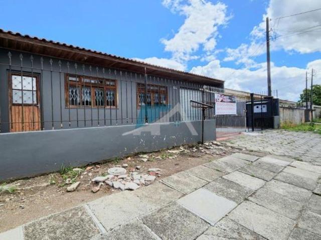 Casa com 03 Quartos,bairro Cruzeiro em São José dos Pinhais