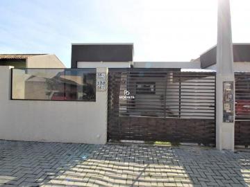 Casa com 03 Quartos, sendo 01 Suíte SemiMobiliada no Ipê