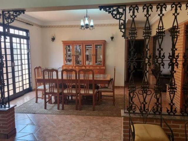 Casa com 03 Suítes em Cravinhos Bairro Jardim das Acácias