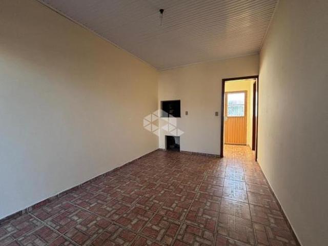 CASA COM 02 DORMITÓRIOS NO BAIRRO ARROIO GRANDE