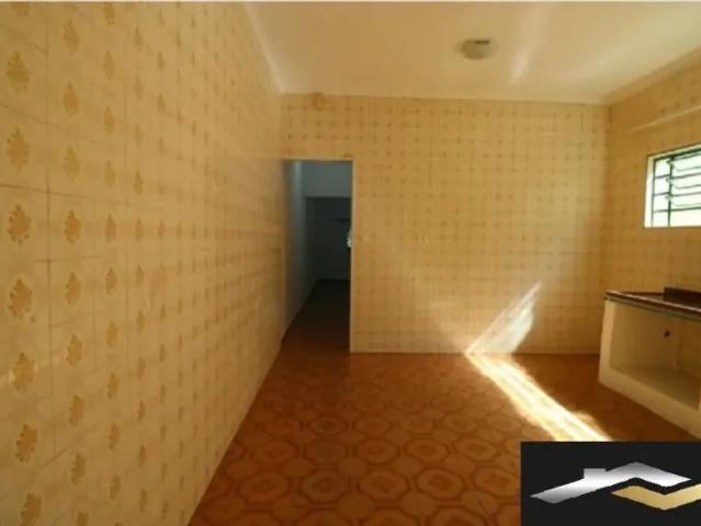Casa com 02 dormitórios para alugar, 90 m² por R$ 2,750/mês na Vila América Santo André/SP