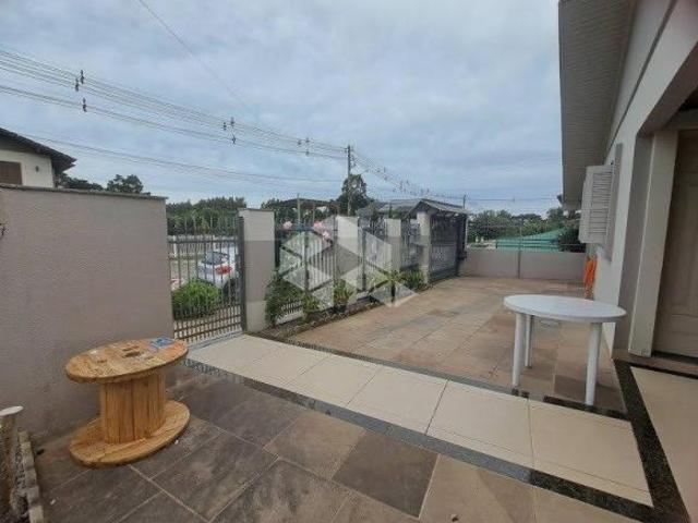 Casa com 02 moradias no Bairro Bela Vista em Farroupilha