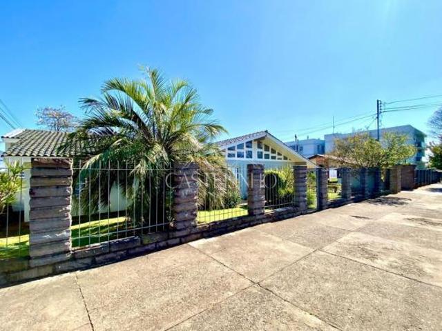 CASA COM 04 DORM. BAIRRO IPIRANGA