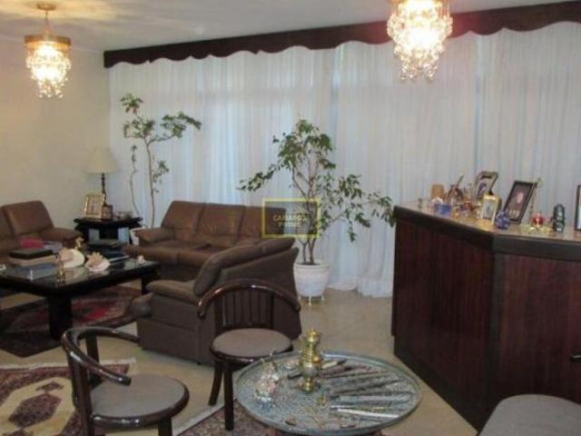 Casa com 04 dormitórios para venda no Sumaré