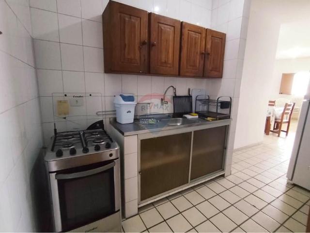 Casa com 04 quartos para locação na praia de Enseada dos Corais