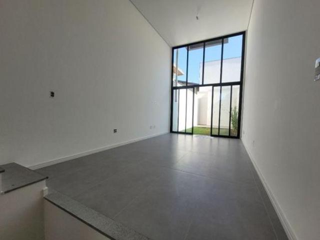 Casa com 102 m² e 2 quartos à venda em Jardim Bonfiglioli