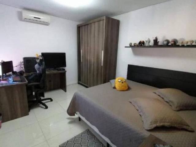 Casa com 115 m² e 3 quartos à venda em Vila Jaguara