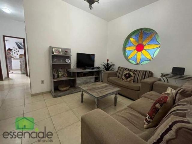 Casa com 120 m² e 4 quartos no bairro Novo Riacho à venda por R$ 990.000