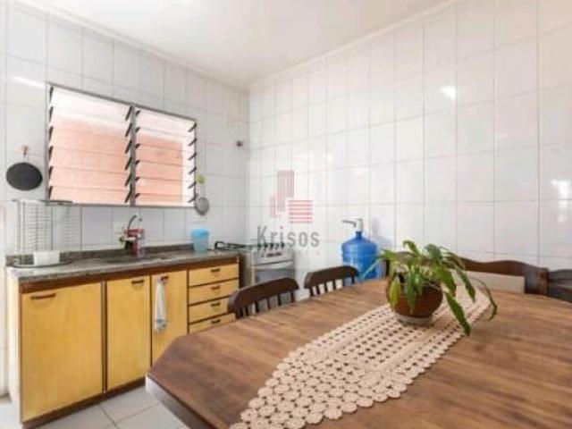 Casa com 120m², 2 suítes, 2 vagas e churrasqueira próxima a futura Estação Chácara do Jockey