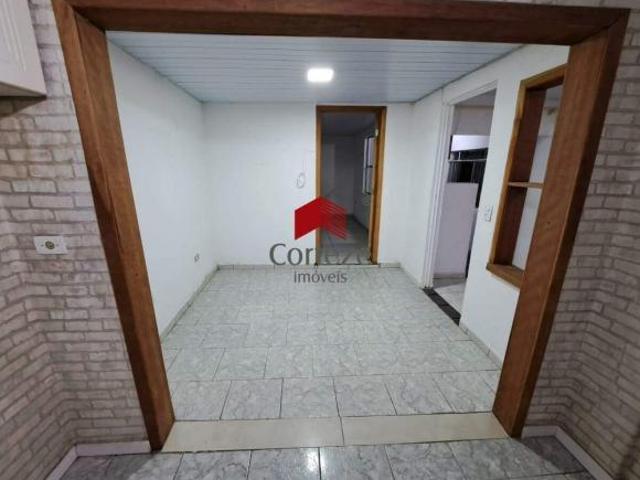 Casa com 149,5m² 4 quartos, à venda, no bairro Sítio Cercado em Curitiba