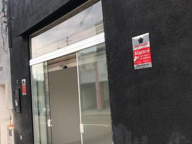 Casa com 160 m² de terreno e 1 quarto à venda no Centro