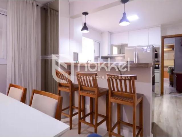 Casa com 175 m², 3 quartos sendo 1 suíte à venda no bairro Saúde